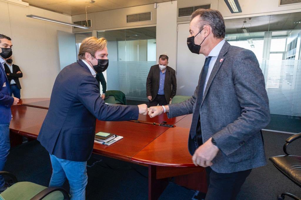 ✅ Gobierno y Federación de Municipios de Cantabria coordinaremos los procedimientos de solicitud de actuaciones de control de lobo.

🔴 Seguiremos peleando con la decisión del MITERD de incluir al Lobo en LESPRE