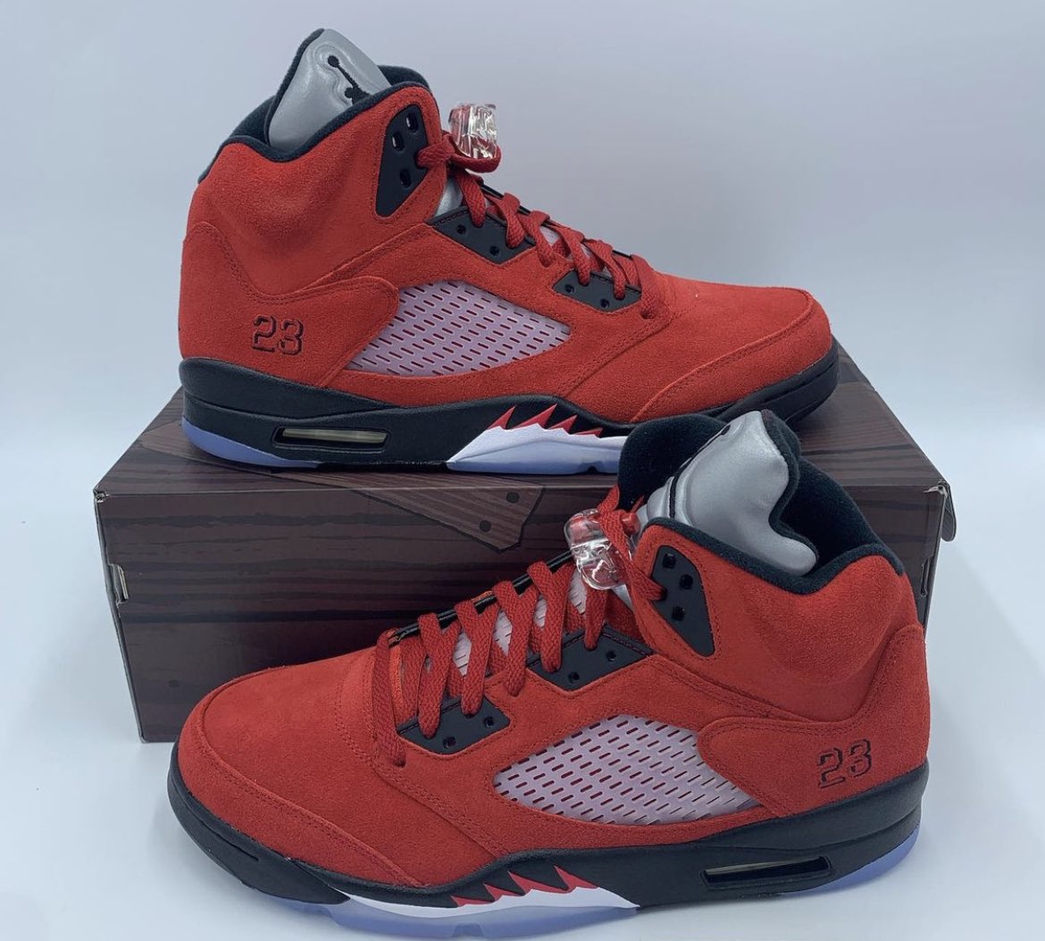 | All sizes available ☑️
| message me now