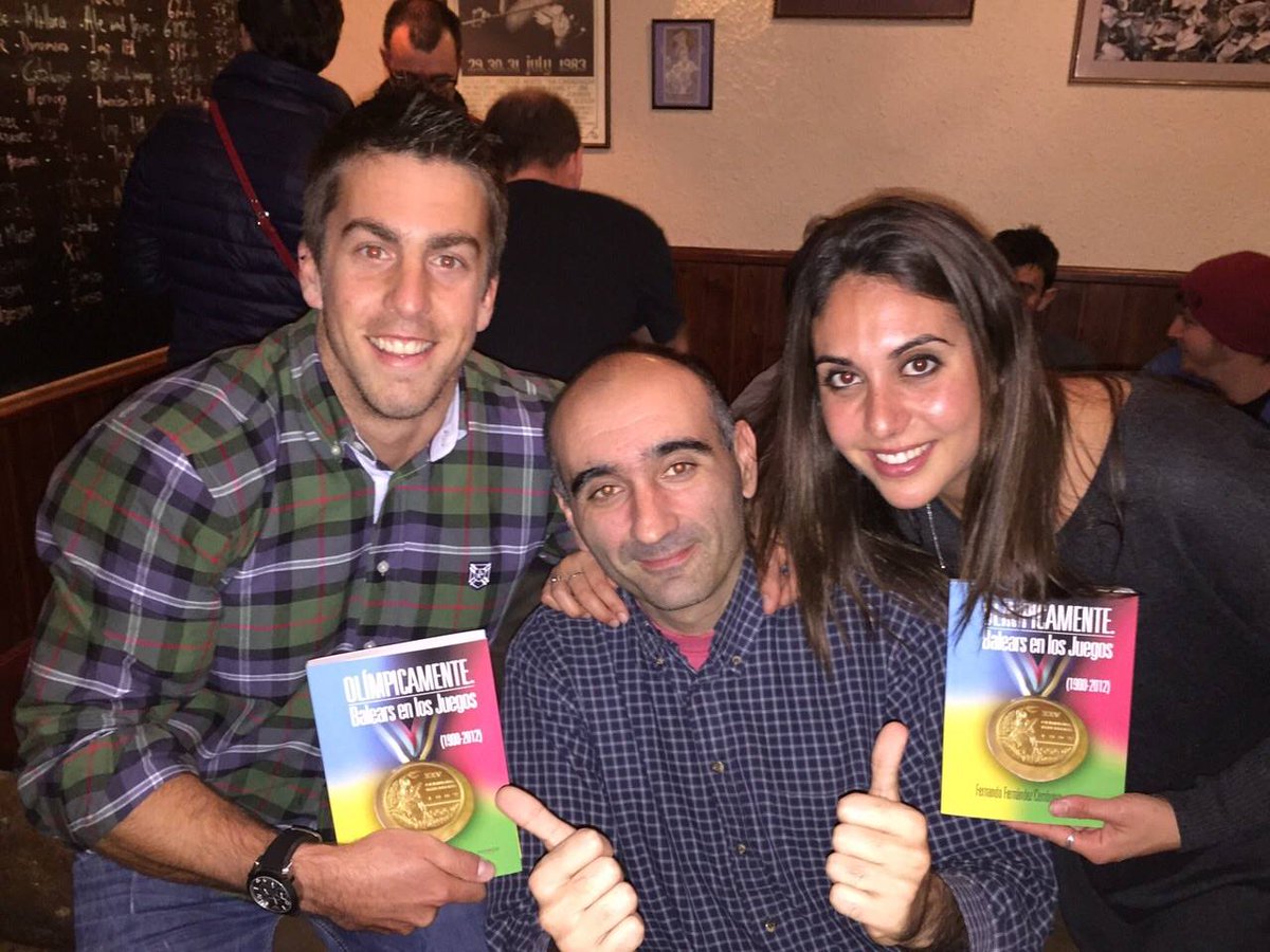 Hace 7 años me recuerdan en otra red social que tuve la oportunidad de verme las caras con nuestros (ya) dos bronces olímpicos en #London2012: <a href="/seteebenavides/">Sete benavides</a> y <a href="/margamcj/">Marga Crespí</a> Qué jovencitos todos...