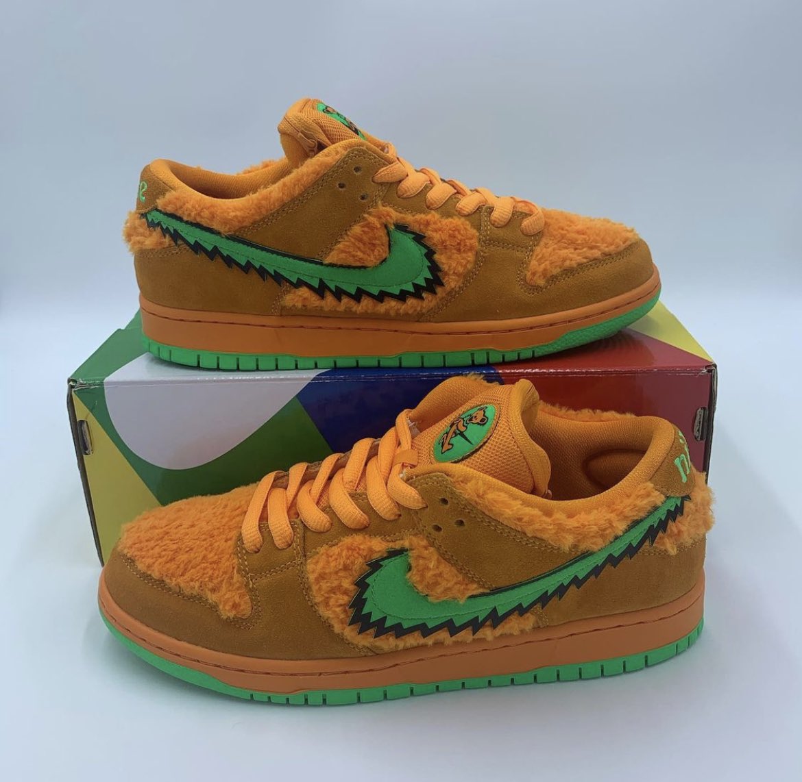 | All sizes available ☑️
| message me now