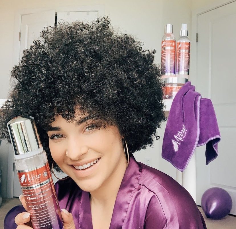 Throwing it back to this beautiful 'fro created using our Prickly Pear Paradise collection. ​

What’s your favorite item from this collection?​ 🍐

#TheManeChoice