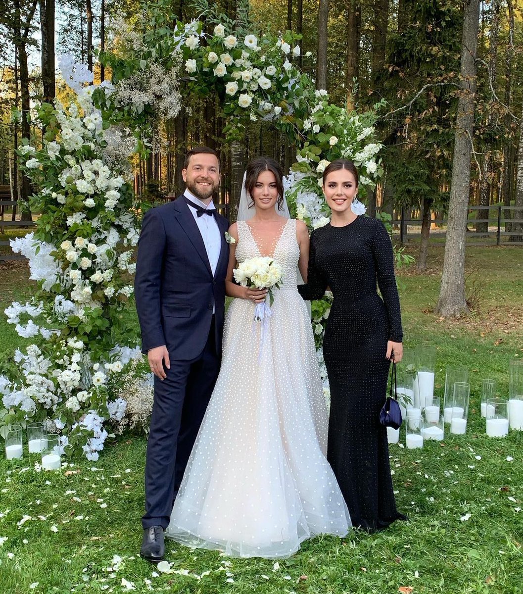 CaideChandler's tweet photo. I wish the lovers will eventually get married@love https://t.co/RXKUlFKJ2A