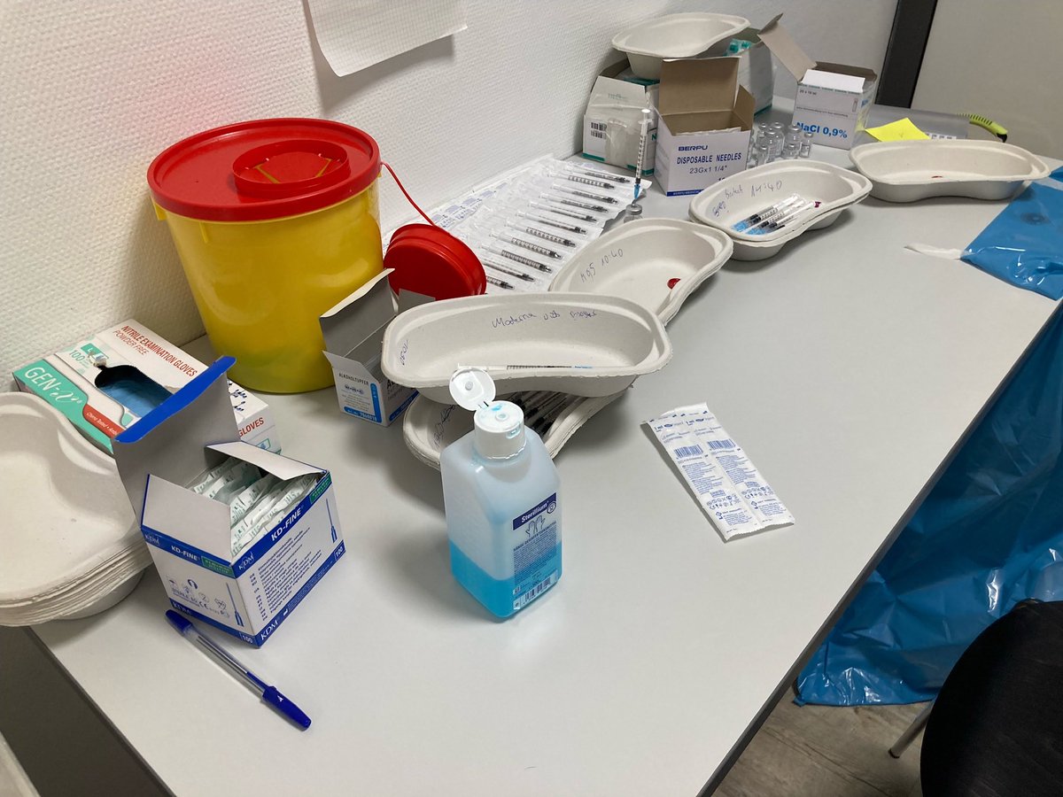 skydivehein's tweet photo. Hab Bildschirm und Tastatur gegen etwas sinnstiftendes getauscht. Lasst Euch impfen! #impfenschuetzt https://t.co/EPETB4u3dX
