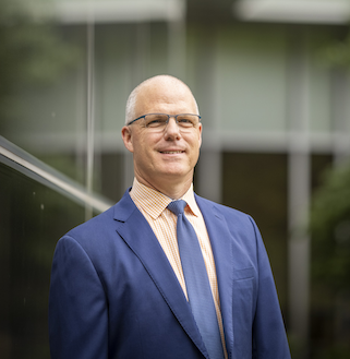 SalemState's tweet photo. Congratulations to @SalemStatePres John Keenan for being named Salem Person of the Year by  @itemlive! 

President Keenan was recognized for leading SSU through the COVID-19 pandemic and for donating his kidney to his college friend. 

🔗 Full story: https://t.co/BE8LF9Gpjr https://t.co/5TL0VA0e37