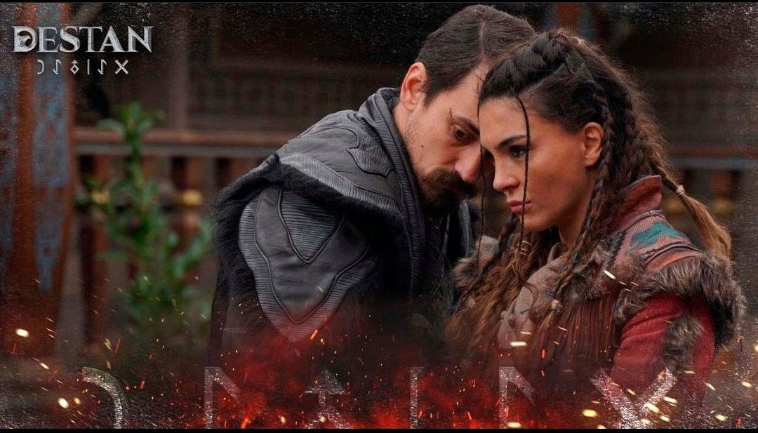 Batuga ve Akkizin arasinda hic bir temas olmadan seyirciye gecirdikleri tutku ve milletin baska dizilerde opusme sahnelerine" pffff naptilar bunlar simdi" dedigi diger dizi ciftleri...

Basari bu iste👊