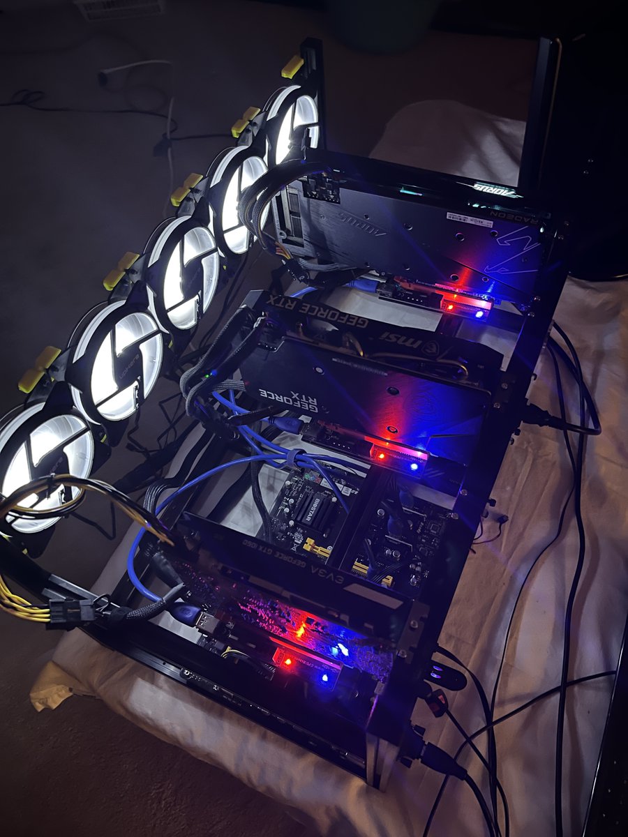 My newest Crypto Mining Guide comes out in 10 minutes

Step by Step guide on how to build a Multi-GPU rig

It will be pinned to my profile on release 📌