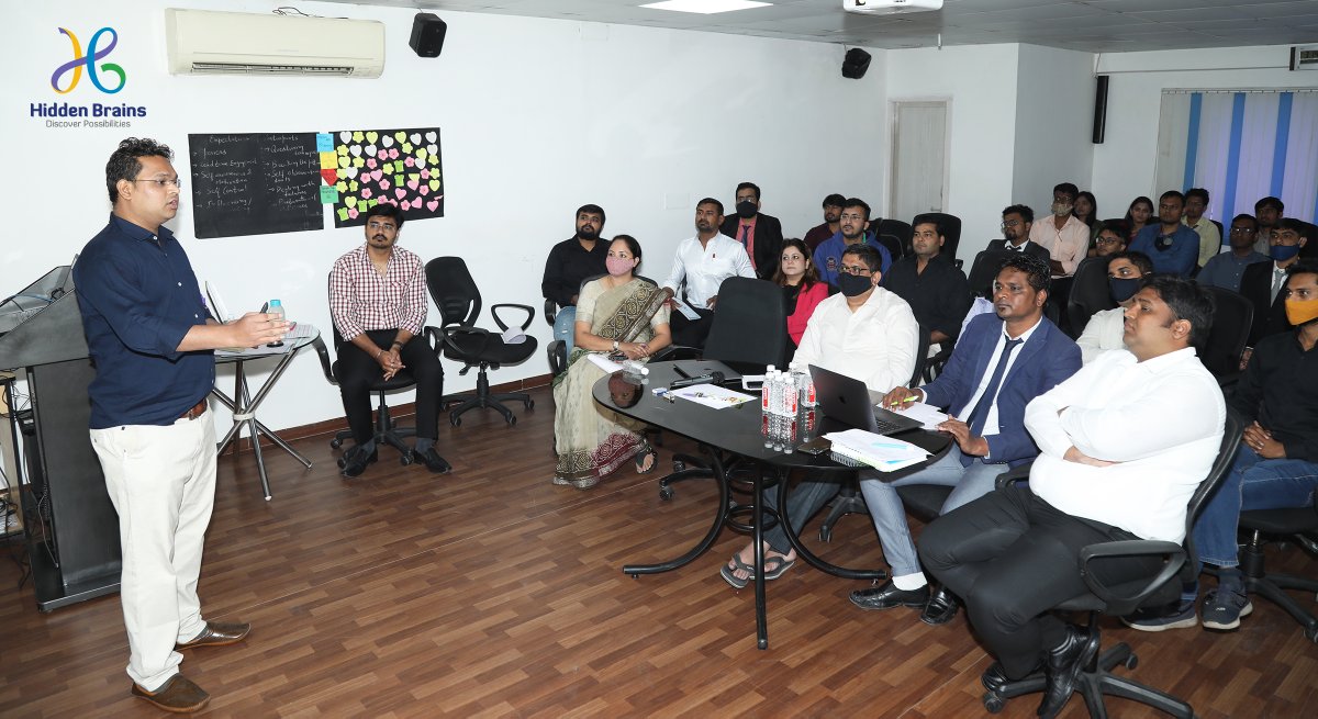 HiddenBrains's tweet photo. Hidden Brains conducts Hackathon, giving a platform to showcase new ideas & technical innovation. HBians came up with game-changing ideas aimed at automating processes & creating a profound impact on lives of people. #LifeAtHB #HBCelebrates #HBrocks #hbmerrychristmas #hackathon https://t.co/8TqG4y5XvE