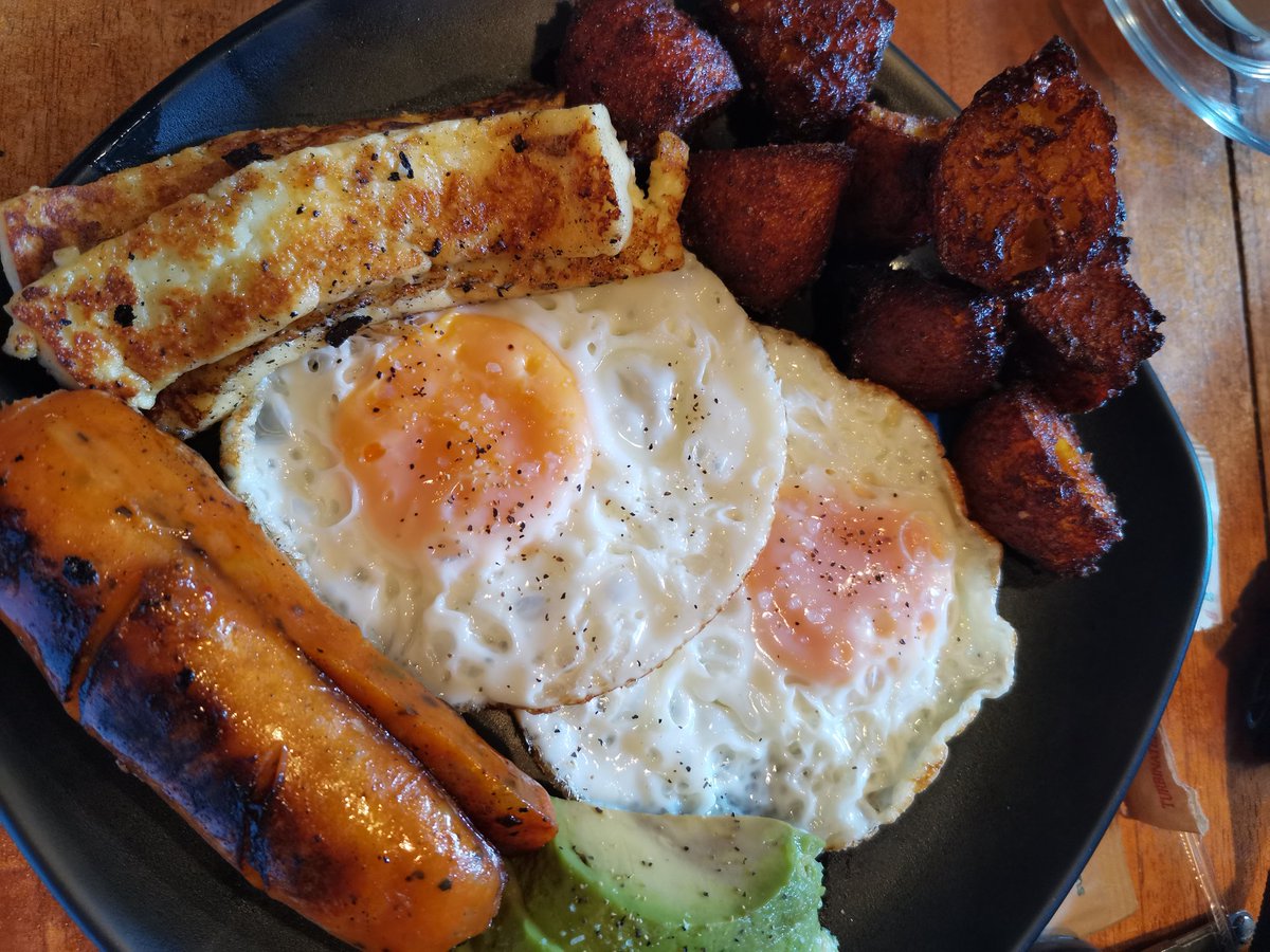 <a href="/SieteGranos/">Siete Granos</a> #DesayunoTipico <a href="/chefamael/">Amael Candanedo</a> 🤤 #Coffee #CoffeeLovers