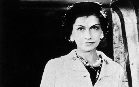 fuedicho's tweet photo. "No es la apariencia, es la esencia. No es el dinero, es la educación. No es la ropa, es la clase".
Coco Chanel
#Fuedicho https://t.co/xHjGYT4fh3