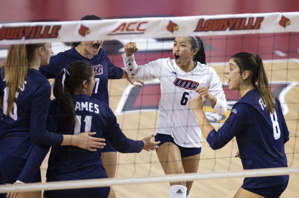 UICFlames's tweet photo. For the first time ever, @UIC_Volleyball played in the NCAA Tournament in 2021. The Flames won 3 consecutive 5-set #HLVB matches to win the 2nd conference tournament in program history, setting up a date with the top overall seed Louisville.
#FlamesFlashback | #FireUpFlames https://t.co/GduvagH4fa