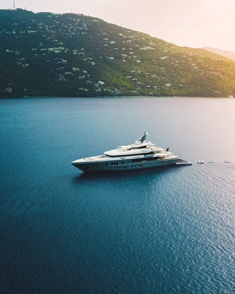 TSkoff's tweet photo. GM NFT photographers

Congratulations to infiloop, the newest member of "A Blue World"! Picked up a great piece in an overnight sale. 

Get involved in A Blue World today! 10% of each primary sale donated to #TeamSeas 

View on OpenSea: https://t.co/noRWMsjGXv

#nftphotography https://t.co/BOqMPq1zz2