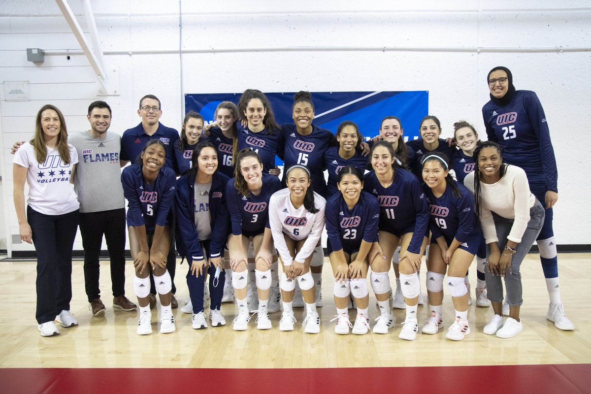 UICFlames's tweet photo. For the first time ever, @UIC_Volleyball played in the NCAA Tournament in 2021. The Flames won 3 consecutive 5-set #HLVB matches to win the 2nd conference tournament in program history, setting up a date with the top overall seed Louisville.
#FlamesFlashback | #FireUpFlames https://t.co/GduvagH4fa