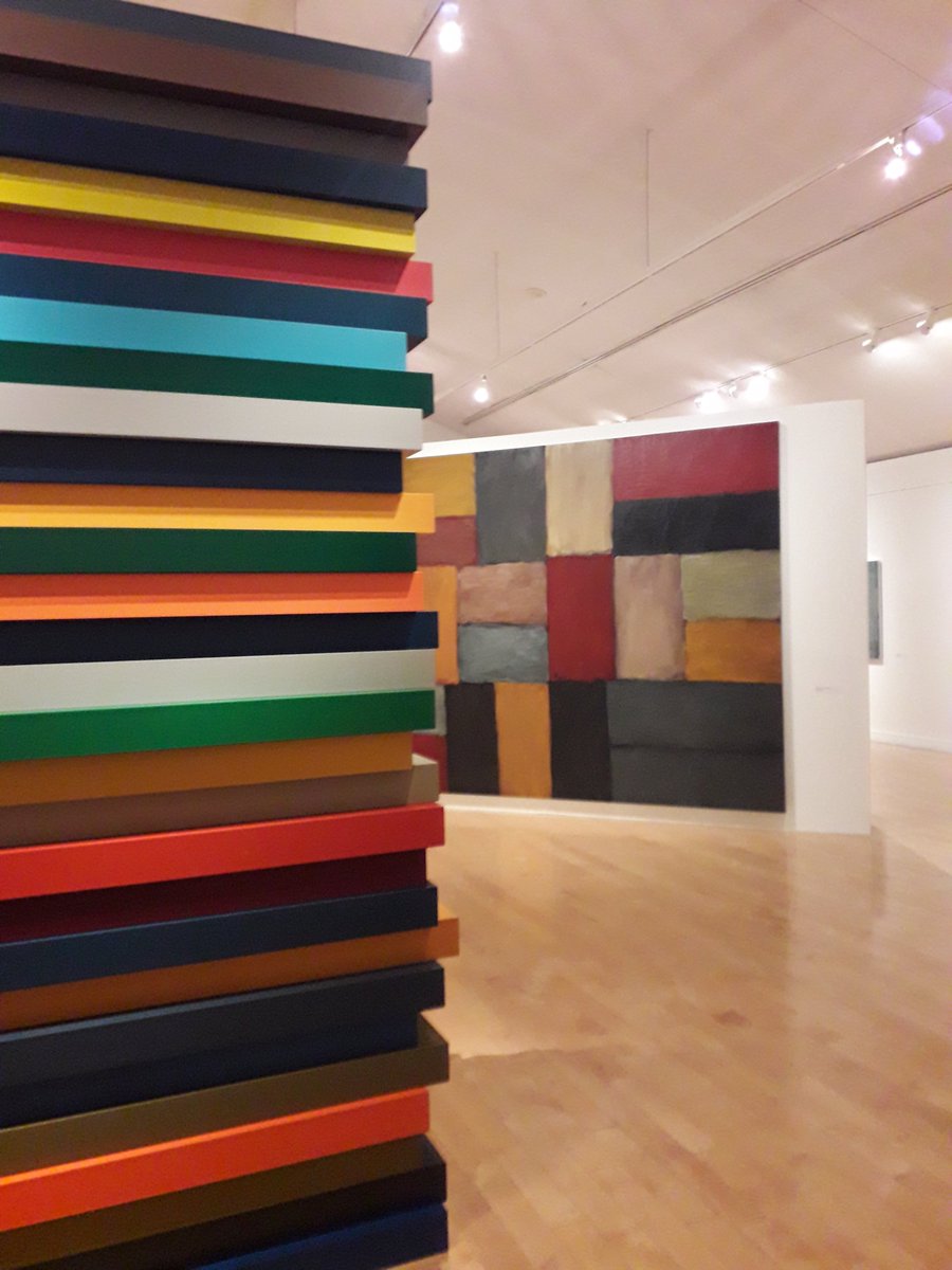 SussaneHal's tweet photo. #thebenakimuseum
#pireos
#seanscully
#myathens https://t.co/B8C4WDUKnJ
