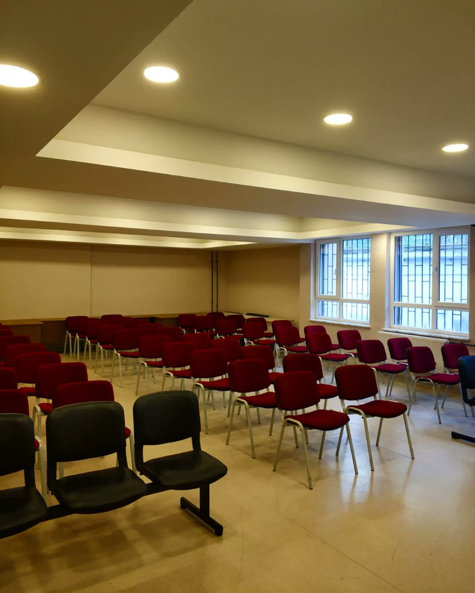 Konferans salonumuz. 
remzibayraktar.meb.k12.tr/meb_iys_dosyal…