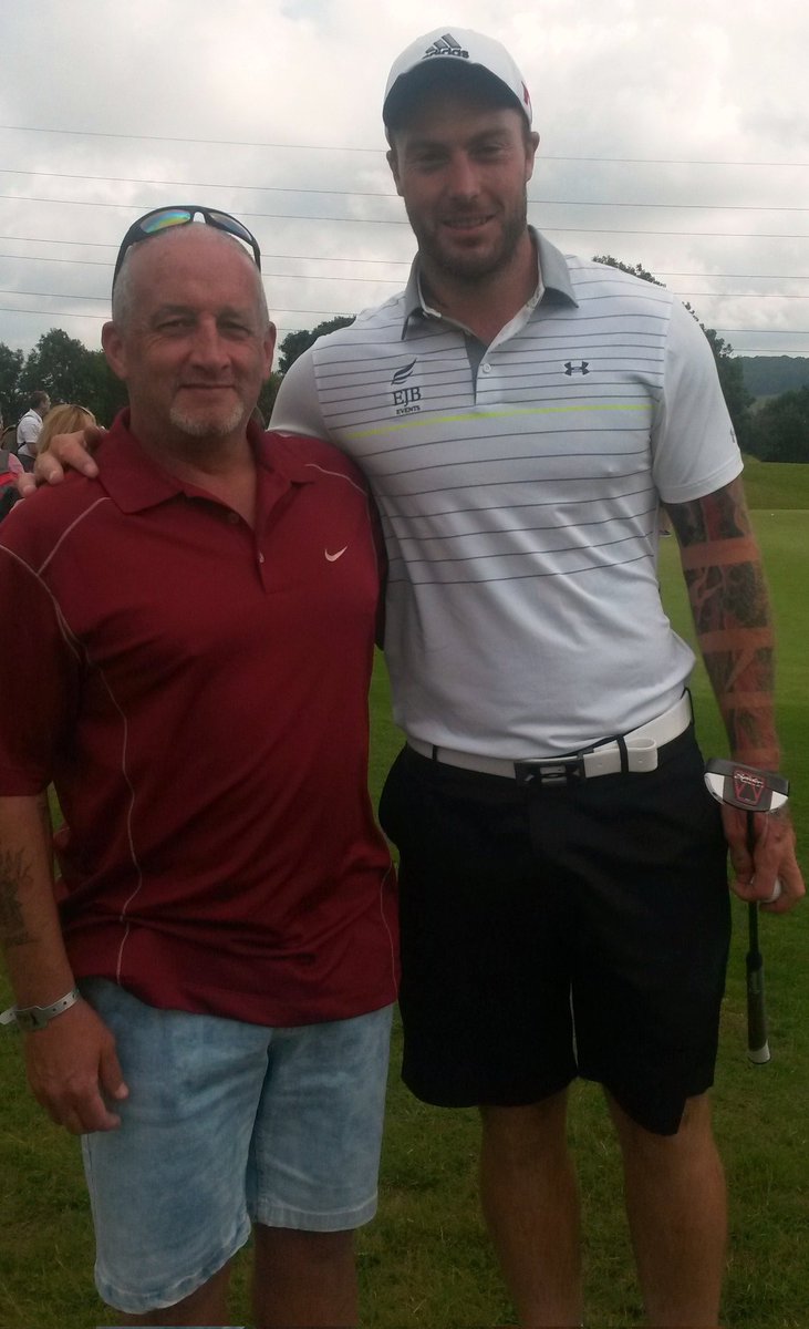 Happy Birthday my mate Matt <a href="/mattbanahan1/">matt banahan</a> hope you have a good day 👍🍻