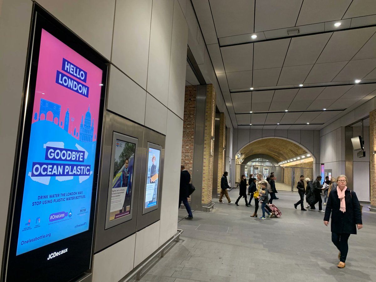 #OneLess tweet media