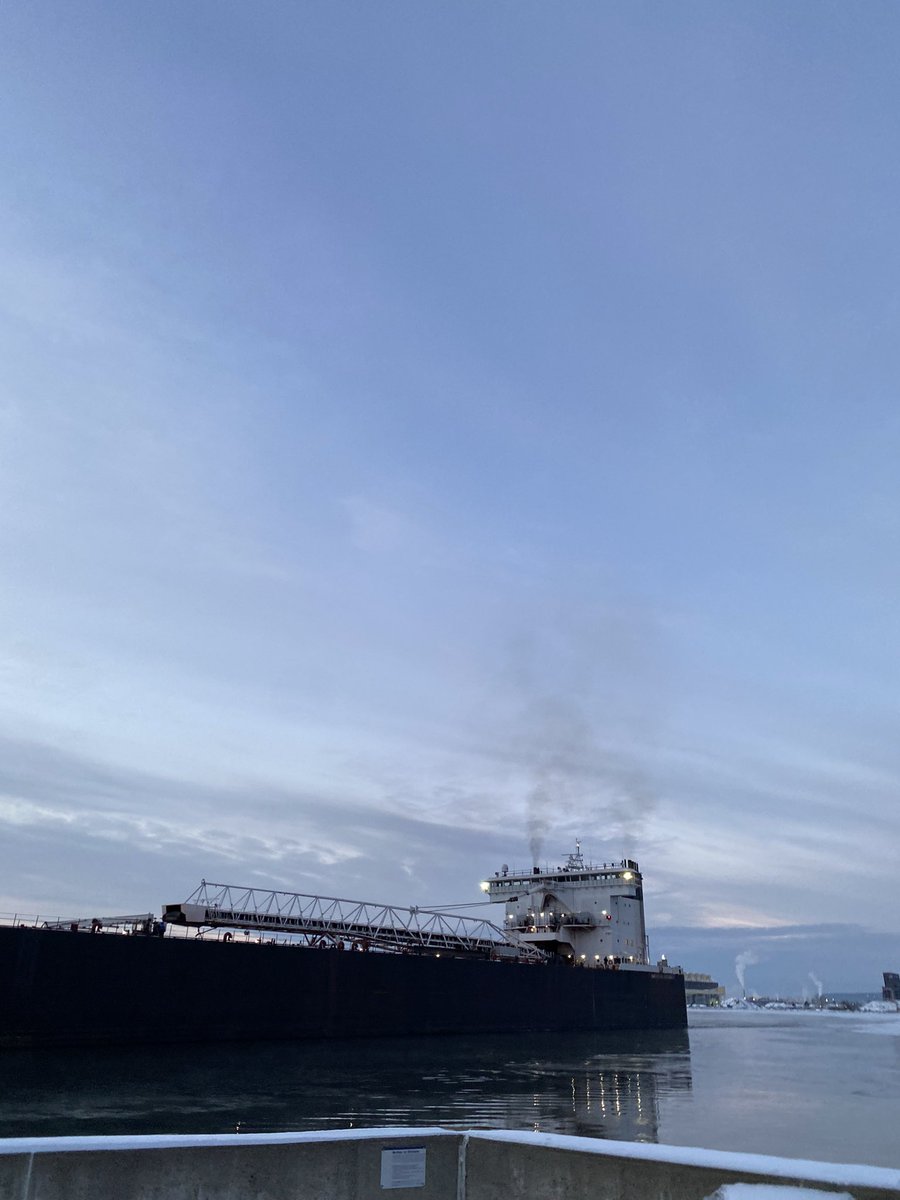 NicoledeB's tweet photo. Saw #americanintegrity #1000footer #greatlakesfreighter leaving the Twin Ports at sunrise. I imagine Iโll see her again on the Detroit River as she makes her way to her next load up #lakesuperior https://t.co/6W5bMqEz0v