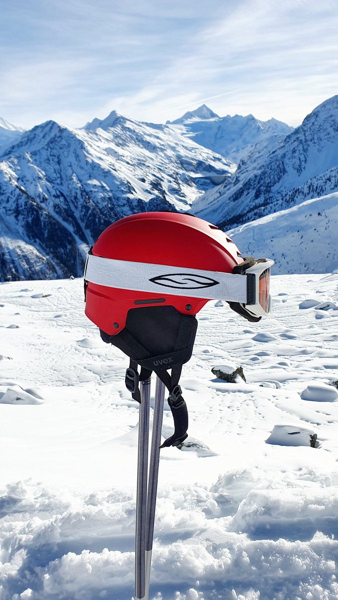 Really need someone to send me a Block R sticker to put on my Scarlet helmet as I ski in the #SwissAlps #Grimentz. #Rutgers #ScarletForever