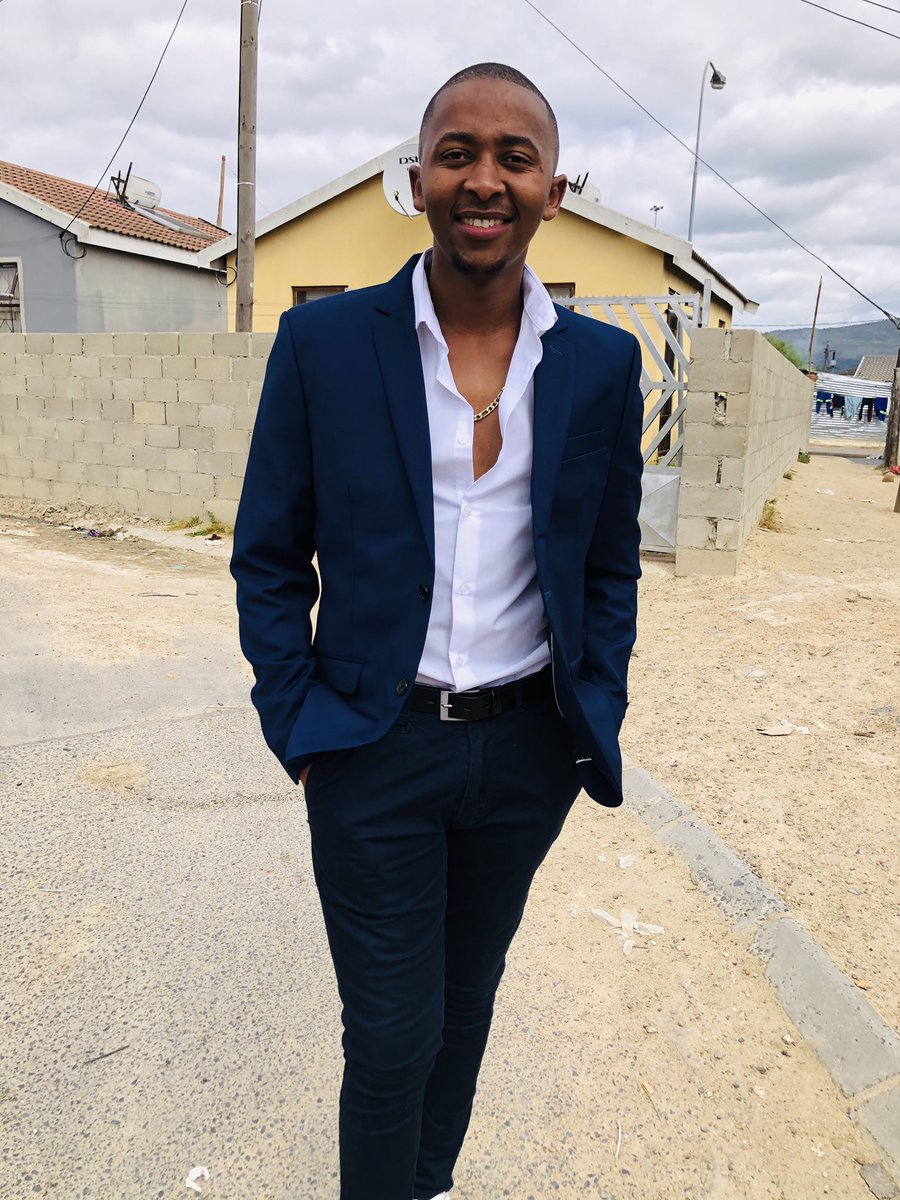 Sim_Vanga95's tweet photo. Day we’ll spend with my friends and followers ♥️ Slolo yonke indawu👉🏾👈🏾 https://t.co/jLdJtT6F9F