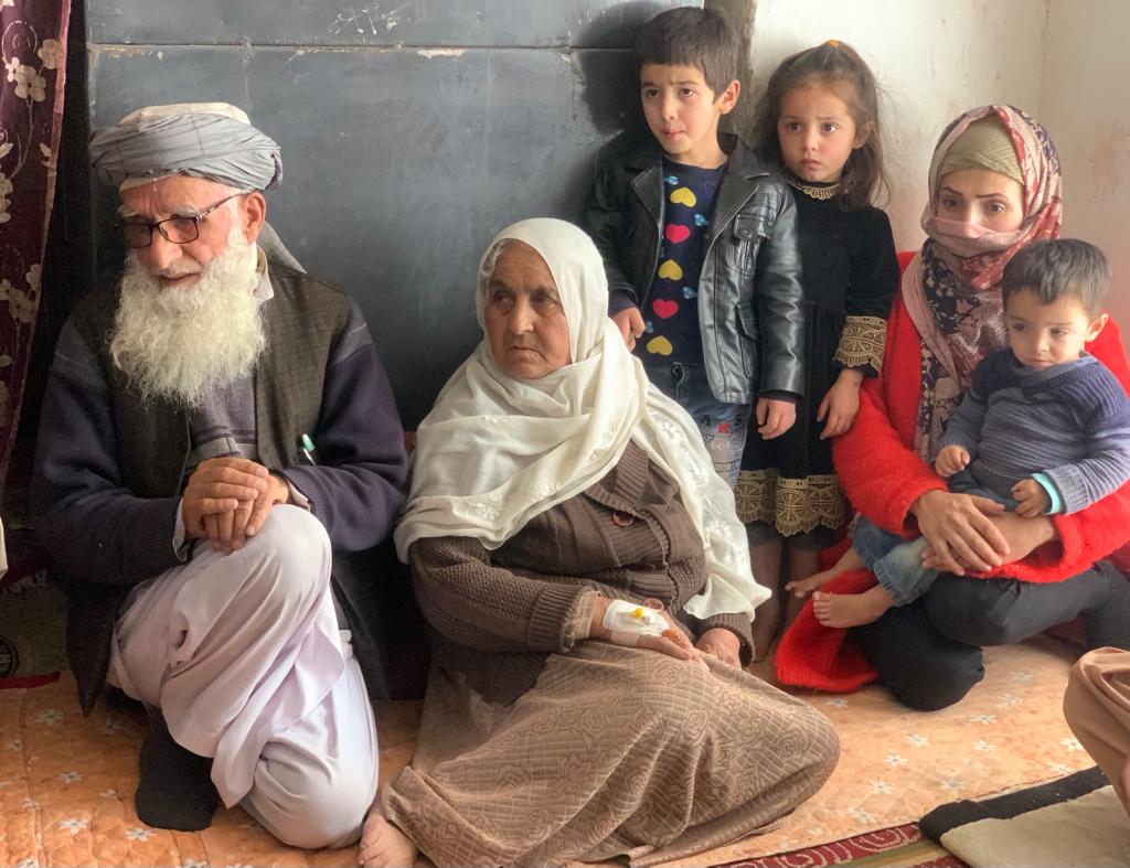 MarinKajdomcaj's tweet photo. As this difficult year comes to an end, war tired Afghans simply ask for a better 2022 from the world. A year of peace... restoring respect for humanity!

Like 4the rest of four decades of turmoil, we at @UNHCRAfg are here, standing with the people of Afghanistan https://t.co/fXJqzzhrra