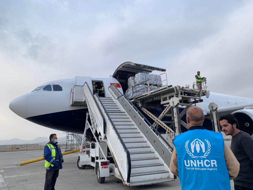 MarinKajdomcaj's tweet photo. As this difficult year comes to an end, war tired Afghans simply ask for a better 2022 from the world. A year of peace... restoring respect for humanity!

Like 4the rest of four decades of turmoil, we at @UNHCRAfg are here, standing with the people of Afghanistan https://t.co/fXJqzzhrra