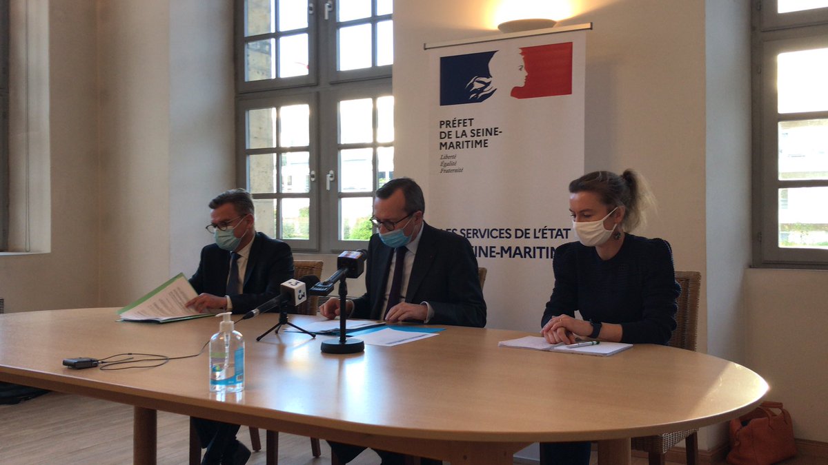 Face à l’évolution fulgurante de l’épidémie de #covid, en #SeineMaritime, le <a href="/Prefet76/">Préfet de Normandie et de la Seine-Maritime</a> annoncé l’interdiction des rassemblements de plus de 10 personnes le we du nouvel an, les cafés et restaurants et débits de boissons devront fermer à 2h ce même we…