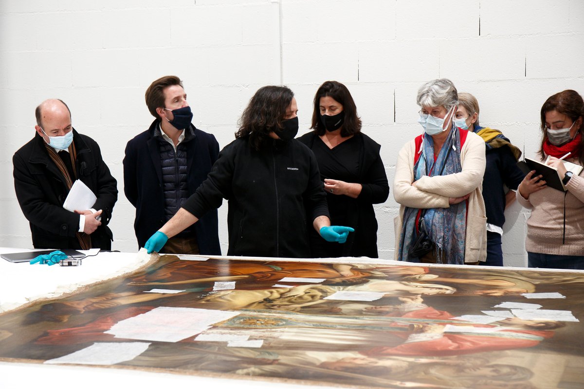 Prefet75_IDF's tweet photo. #Culture
Bonne nouvelle ! La commission scientifique composée de #DRACIDF, @MuseeLouvre, @c2rmf et du COARC @Paris a validé les tests de restauration de la 1ère série de tableaux de #NotreDame 🖼️
▶️22 des 25 tableaux vont être restaurés d'ici 2024 !
➕👉https://t.co/h87phTSnvX https://t.co/o4NPmhEBlq