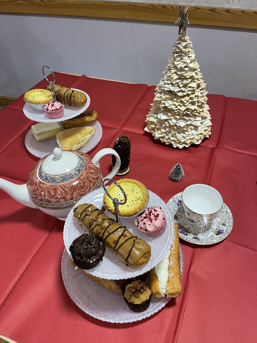 Louise stratton tweet media