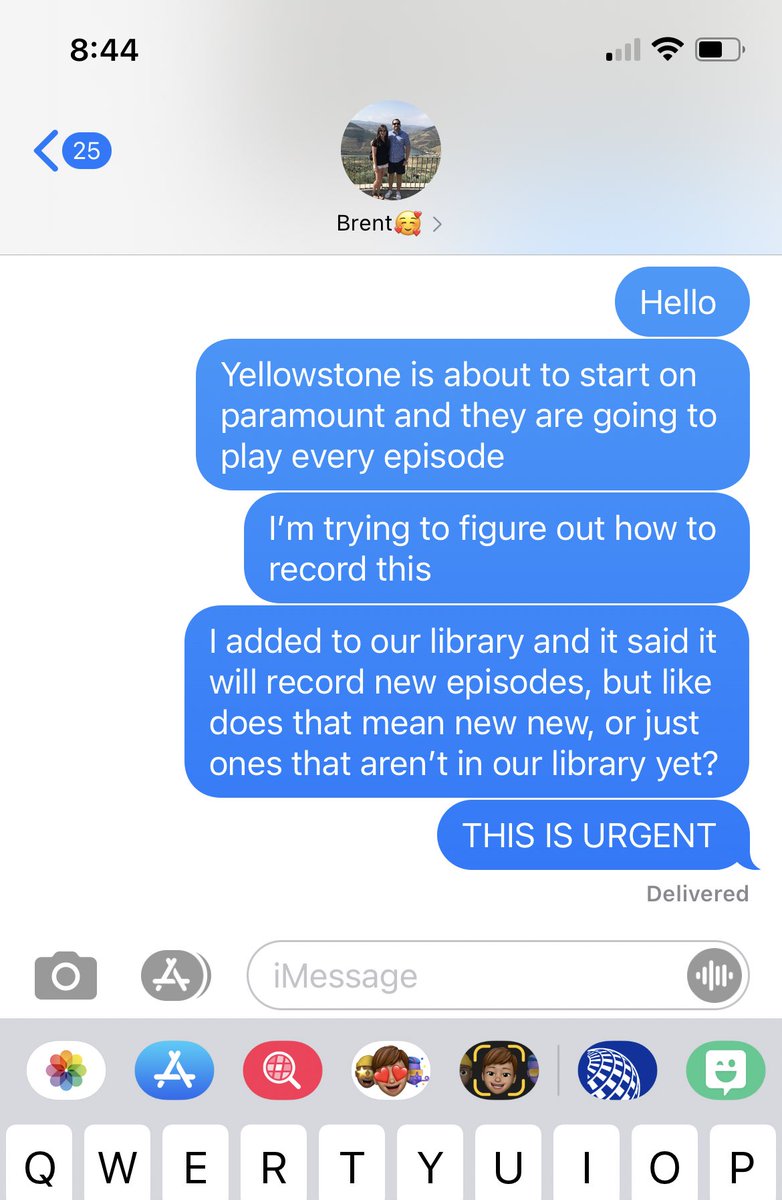 lizzfeeney's tweet photo. ~morning texts to bae~ https://t.co/XrQiQtSSye
