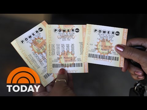 After no big winners in the Powerball last night, the jackpot is now up to $483 million.! Do you play Powerball? What's the most you've ever won from a lottery ticket? ~Beth
https://t.co/MVOGNUv1gj https://t.co/1qW7QpGtzR