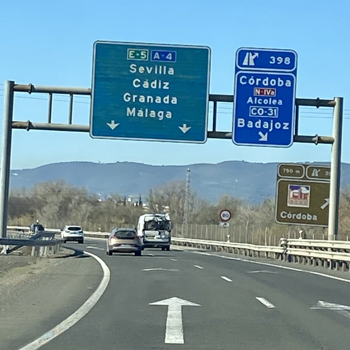 makitcat_bcn's tweet photo. ¡Andalucía, vámonos! https://t.co/RfTW84UlXi