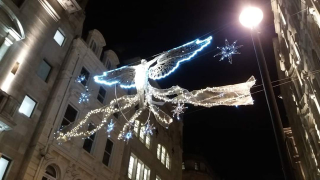 1 day to go and we are saying goodbye to 2021. 
What are your plans for 2022?

#TalkToMeThursday
#HeartSells
#ClientAttraction