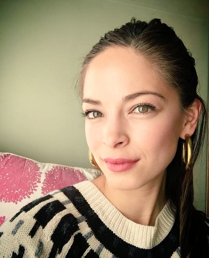 Happy  Birthday Kristin Kreuk  Wish u a wonderful Bday    