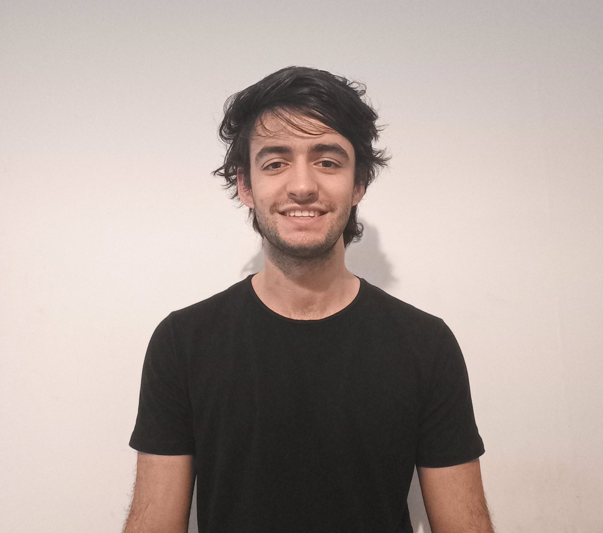 UAI_Univ's tweet photo. 👨‍🎓#GraduadoUAI Tomás Cabezón, es egresado de la Licenciatura en Educación Física y Deportes en la Sede Regional Rosario de UAI.

Tomás se convirtió en el alumno de mejor rendimiento académico de la Facultad de Motricidad Humana y Deportes...

¡Leé la nota!
https://t.co/p8U2sZTOQo https://t.co/hXM1pT4ieP