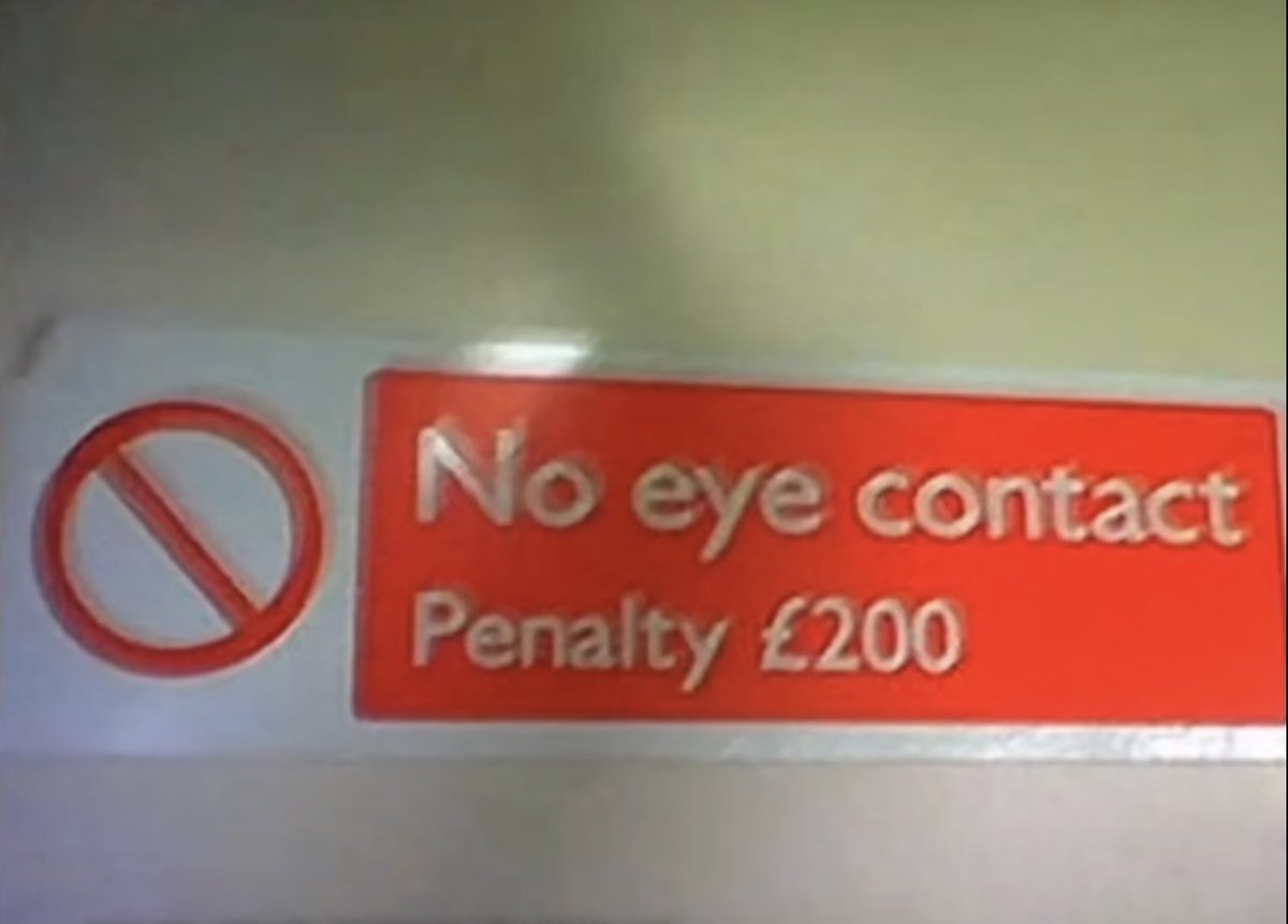 Trekmark8's tweet image. #signfails