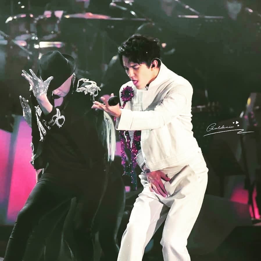 dimashcubadears's tweet photo. Buenos Días 🥴🥴🥴🥴🥴🥴🥴🥴🥴
Foto deseando un año nuevo fructífero #happyfruitfulyear 

@dimash_official @AitbayevKanat 
#DimashQudaibergen #FlyAway #BeWithMe #DimashTheVoice https://t.co/iQsXd9Aj4T
