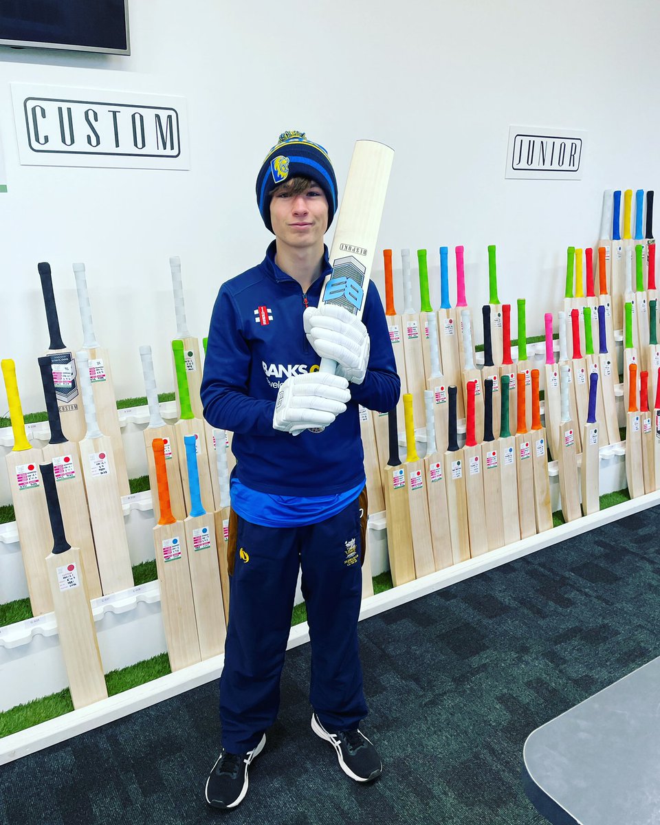B3cricket's tweet photo. Great for young Henry Hopkins who plays for @durhamcitycc at the factory this morning. Heโs all geared up for a brilliant 2022 with school, club and county. Welcome to #teamB3 ๐๐ป๐ https://t.co/Fgj5SjDbVG