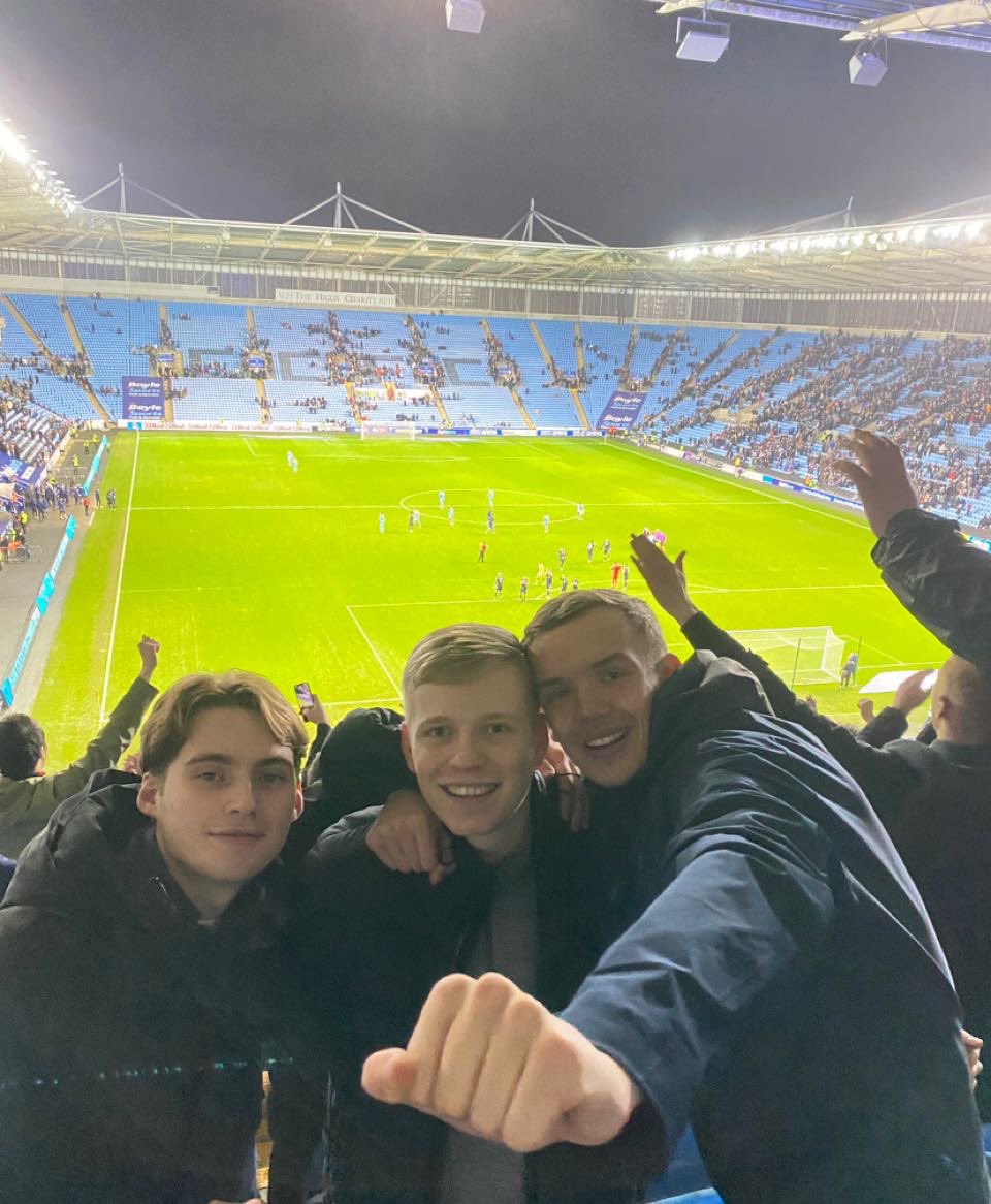 AlexMakin tweet media