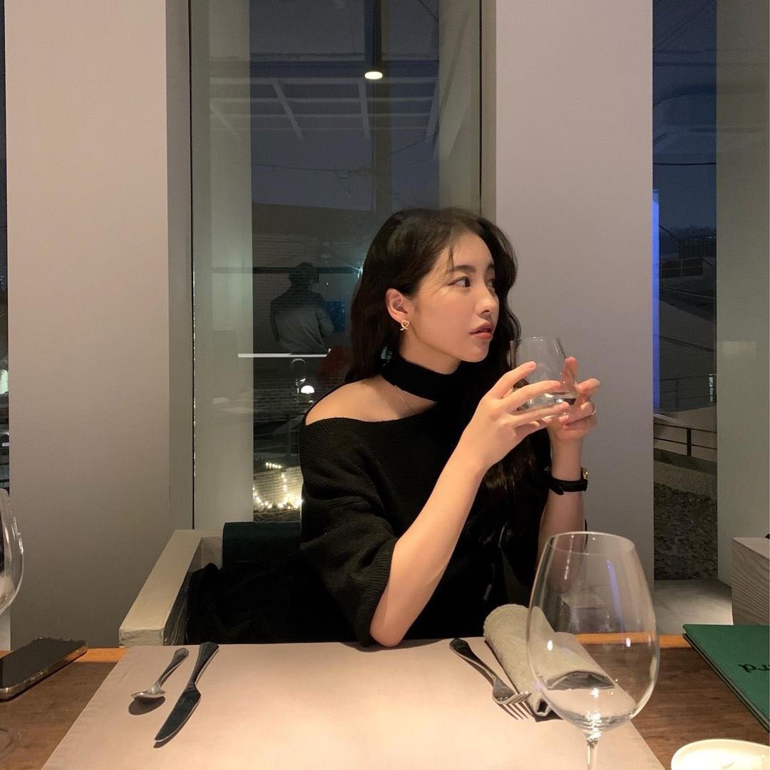 Feng_10m's tweet photo. These days, Look so pretty
I'm trying to follow my hair ♥️
#Solo , my heart pounding... https://t.co/xrG4Ft6t97