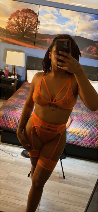 Love my new sexy fit from Amazon And my ass looks amazing lol 😻😻 https://t.co/9siFvkuJXa<a href="/tag/linkinbio"class="tags"><span>#linkinbio</span></a>