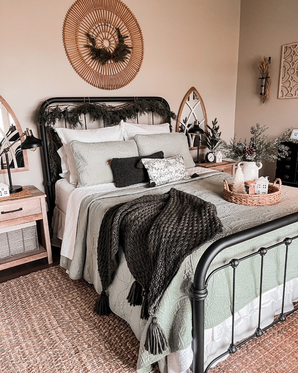 MellanniLinens's tweet photo. A new beginning starts within our homes, a fixed bed and fresh bedding is a must have and everything should follow. 🌤️

📸 thetennesseehome https://t.co/lXF8ePkVFe
