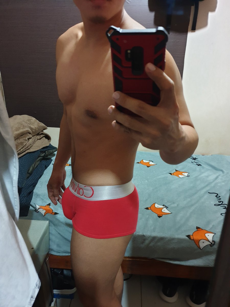 ElyuMagnus's tweet photo. Used underwear for free 😁😁😁 DM, comment or Retweet po 😁😁😁 https://t.co/Szu2SWEjCX