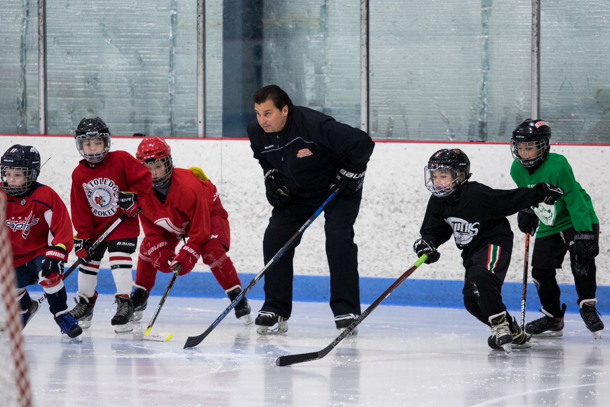 Suburban Ice FH tweet media