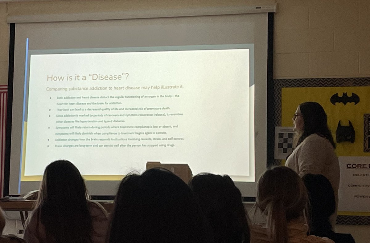BrightonHighTN's tweet image. Contemporary Issues students presenting their final project on issues the world face. #socialstudies #contemporaryissues #allcardinalsalways #berelentless #bekind #endlesspossibilities