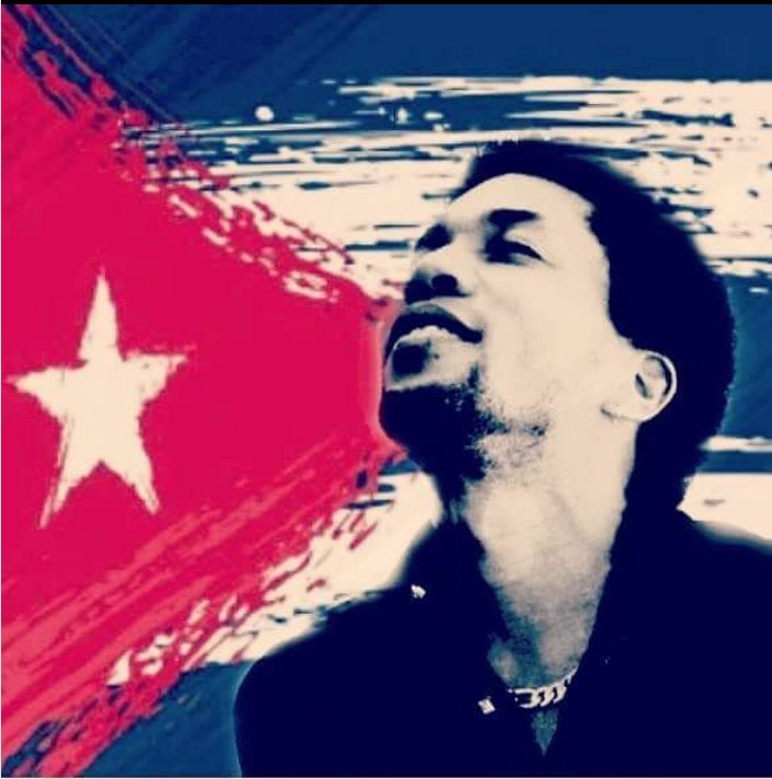 Cuándo la persona a la que siempre has visto como un héroe (PAPÁ) te repite que 'no va a mantener más a comunistas' a pocas horas del #63Aniversario de la Revolución #cubana 😔😞

¡¡¡VIVA EL 63 ANIVERSARIO DEL TRIUNFO DE LA REVOLUCIÓN COJ.... !!! 
#CUBAVIVEYAVANZA