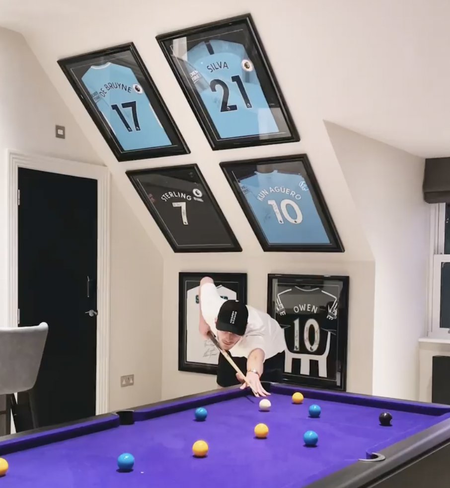City_Xtra's tweet photo. Loving the collection, @_DeclanRice! 😏💙 @ManCity https://t.co/a7iGd6jmcX