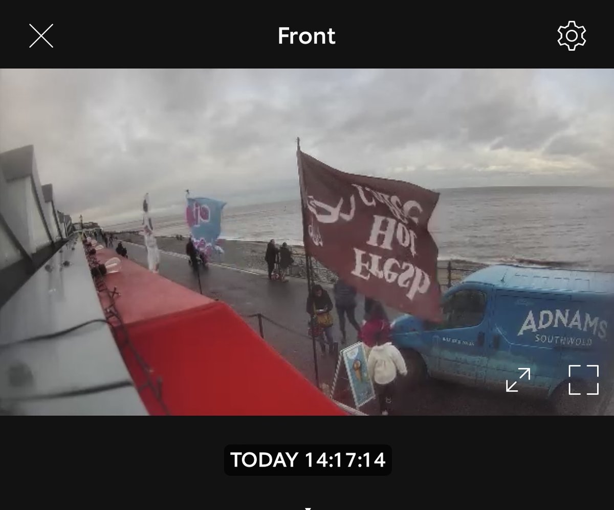 Thank you <a href="/Adnams/">Adnams Southwold</a> for fixing our Flash Cooler this afternoon on #Cromer Seafront, the beer and lager are flowing fabulously chilled again at @TheReefStop #OutstandingService