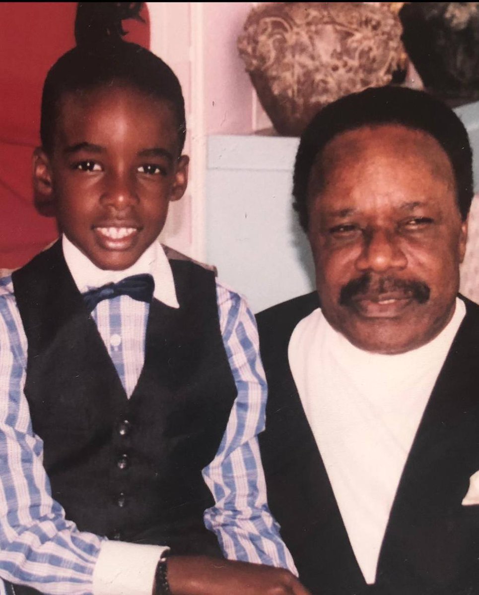 omardenisbongo's tweet photo. Reçois de là où tu te trouves, toutes nos marques d’affection, avec l’assurance que tu continues de veiller sur chacun d’entre nous et sur le #Gabon.

Joyeuse Éternité Nga Pourou,

Ton « Champion ». https://t.co/MJh8XUIvjd