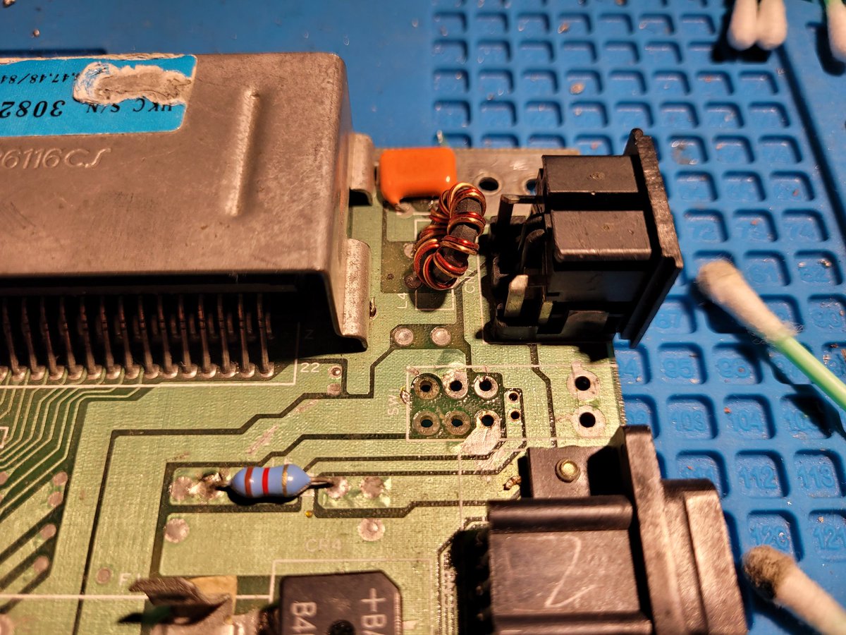 EE_Nick's tweet photo. A new power switch has Just arrived in the mailbox. Thanks #retro8bitshop for the gratis and fast delivery. Now I can remove the cut wires and solder the new switch. Let's do this!!! #c64 #retro #soldering #commodore https://t.co/zn5eaHPyP2