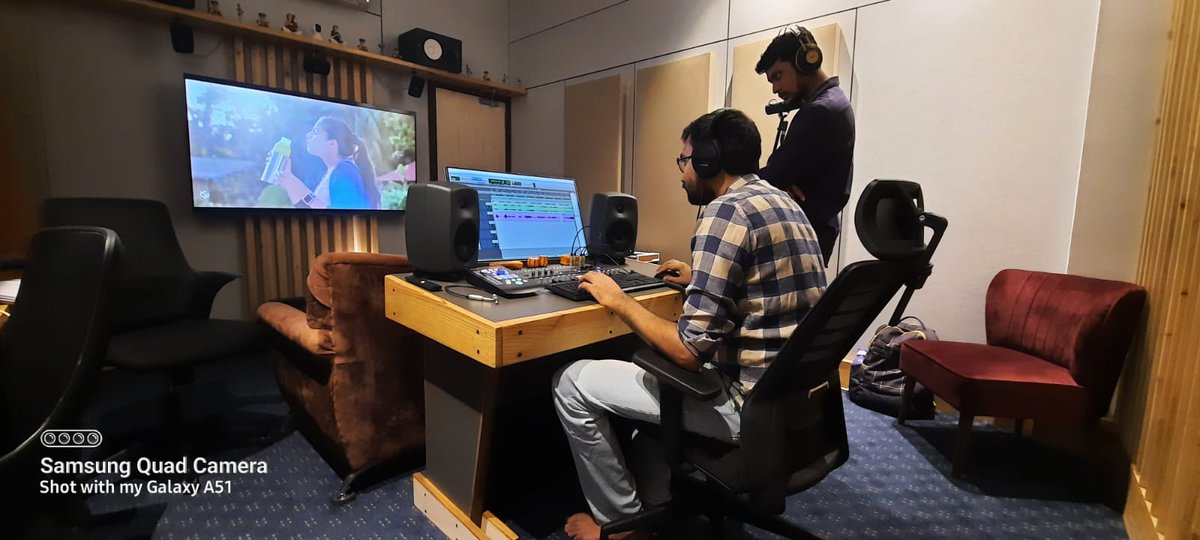 studios604's tweet photo. singar #Aditya is
#CrystalStudios
Sound Studio Facilities:
Dubbing/ADR
Dialogue Matching
Solo Performance Recording
Mixing & Mastering Services
Film Preview Facility with 5.1 Surround
Contact Studio Manager:
Mr. Ajay Mishra
Cell: +91 6392668969/9820400190
#recordingstudio https://t.co/4cZN8vmPF4
